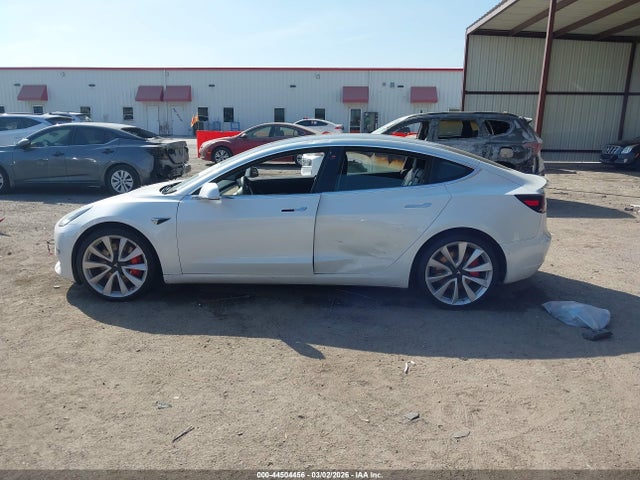 Продаж на аукціоні авто 2019 Tesla Model 3 Long Range/performance, vin: 5YJ3E1EB4KF514212, номер лоту: 44504456