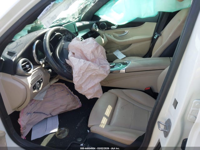 55SWF4JB1JU236433 Mercedes-Benz C 300