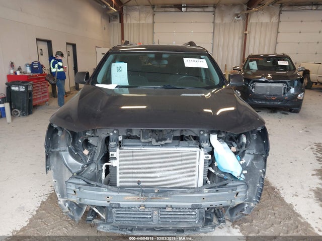 44504515 :رقم المزاد ، 1GKKNSLA2HZ319812 vin ، 2017 Gmc Acadia Sle-2 مزاد بيع