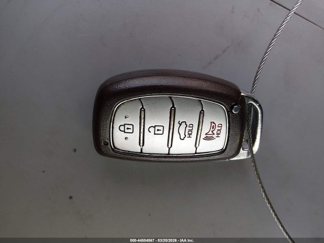 Продаж на аукціоні авто 2017 Hyundai Elantra Value Edition, vin: 5NPD84LF6HH162361, номер лоту: 44504567