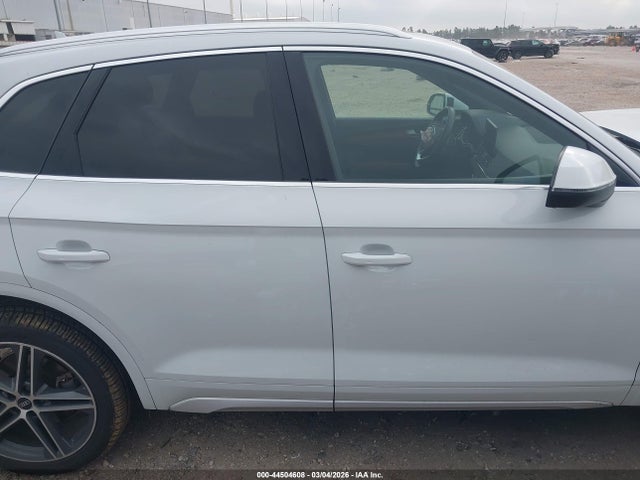 WA1F2AFY9M2046020 Audi Q5 Prestige 55 Tfsi E Quattro S Tronic