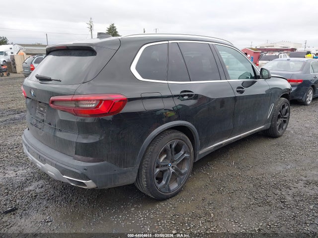 5UXCR6C52KLL04556 BMW X5 Xdrive40i