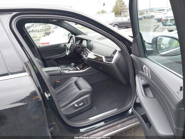 5UXCR6C52KLL04556 BMW X5 Xdrive40i