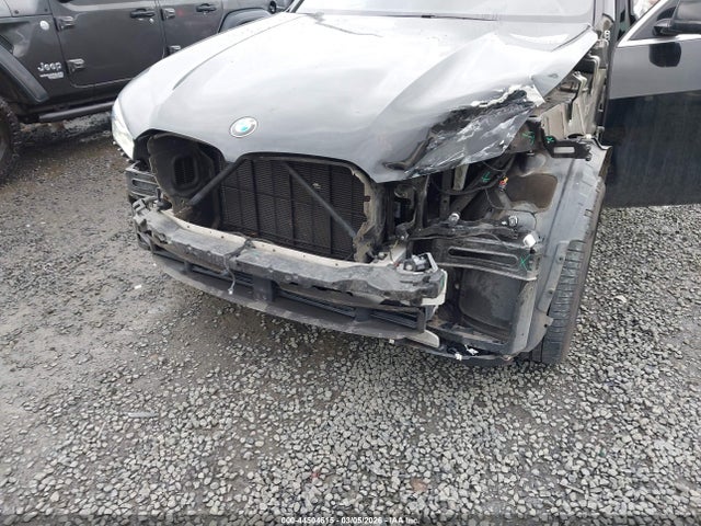 5UXCR6C52KLL04556 BMW X5 Xdrive40i