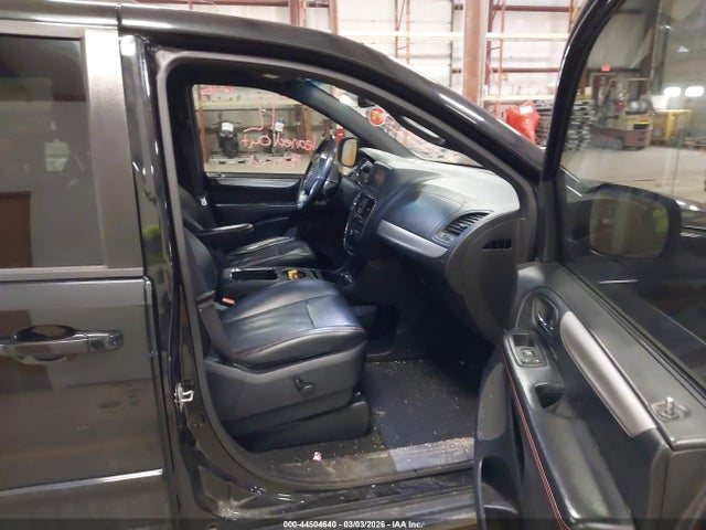 Продаж на аукціоні авто 2017 Dodge Grand Caravan Gt, vin: 2C4RDGEG8HR694125, номер лоту: 44504640