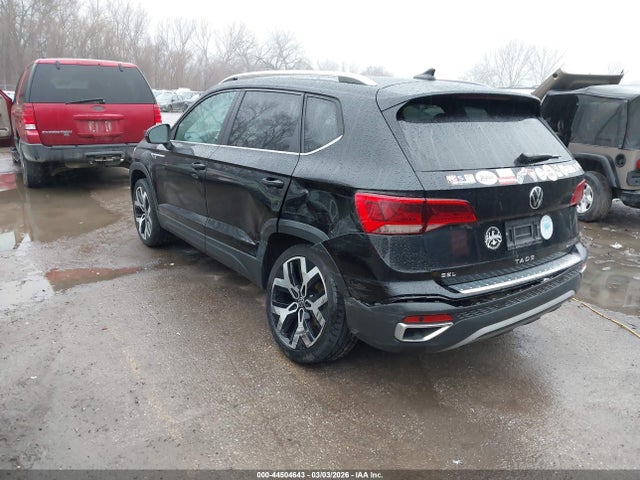 44504643 :رقم المزاد ، 3VV2X7B21NM030237 vin ، 2022 Volkswagen Taos 1.5t Sel مزاد بيع