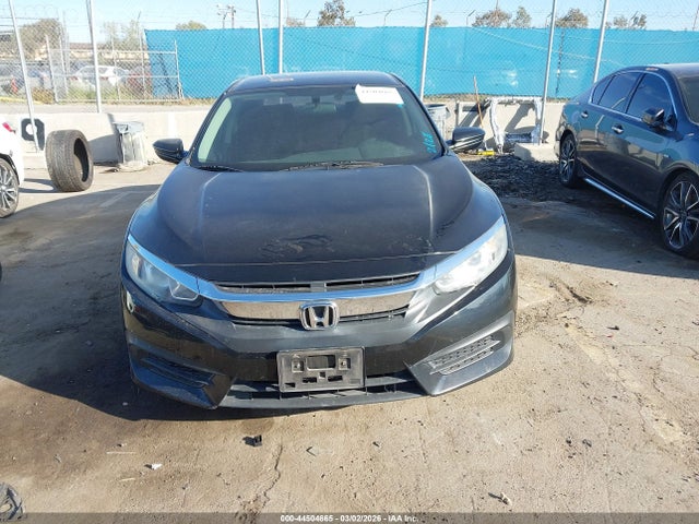 Honda Civic Lx 2017 2HGFC2F51HH536111 Image 12