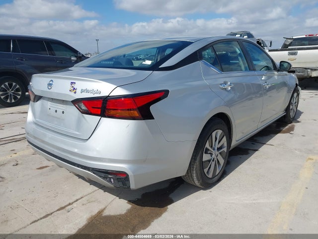 1N4BL4BV9MN366358 Nissan Altima S Fwd