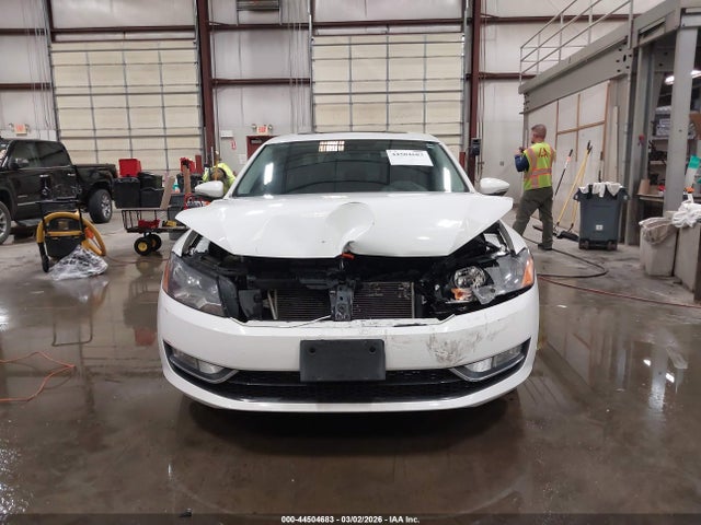 Продаж на аукціоні авто 2012 Volkswagen Passat 2.5l Sel Premium, vin: 1VWCP7A38CC095045, номер лоту: 44504683