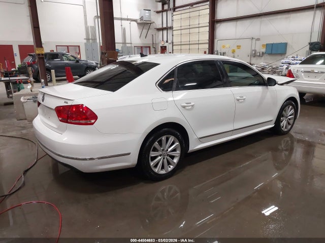 Продаж на аукціоні авто 2012 Volkswagen Passat 2.5l Sel Premium, vin: 1VWCP7A38CC095045, номер лоту: 44504683
