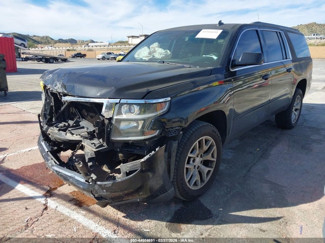 Chevrolet Suburban 1500 Lt 2015 1GNSCJKC1FR303376 Image 2