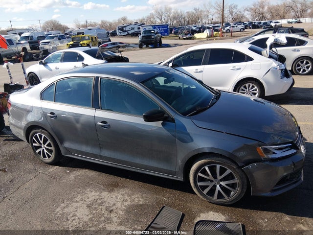 3VWD67AJ2GM406303 Volkswagen Jetta 1.4t Se