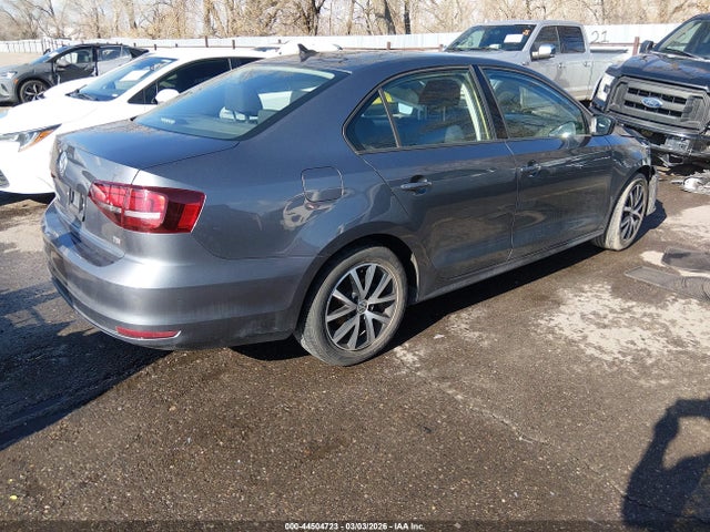3VWD67AJ2GM406303 Volkswagen Jetta 1.4t Se