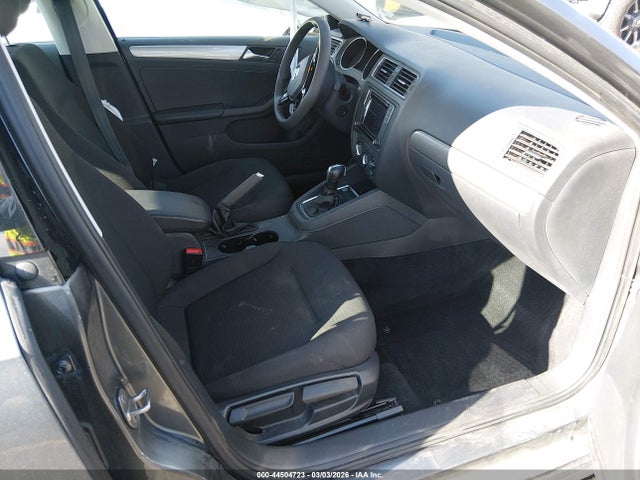 3VWD67AJ2GM406303 Volkswagen Jetta 1.4t Se