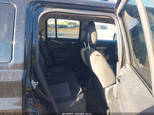 Продажа на аукционе авто 2015 Jeep Patriot Altitude Edition, vin: 1C4NJPBA3FD372399, номер лота: 44504737