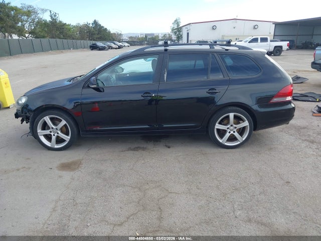 44504850 :رقم المزاد ، 3VWPP7AJ7CM630557 vin ، 2012 Volkswagen Jetta Sportwagen 2.5l S مزاد بيع