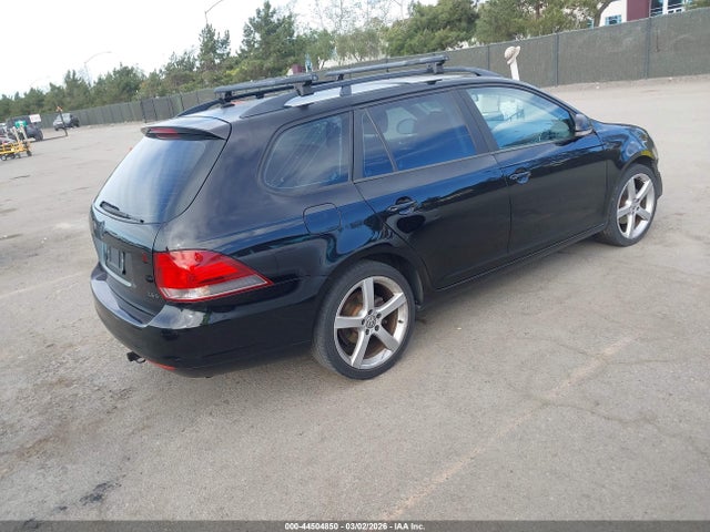 44504850 :رقم المزاد ، 3VWPP7AJ7CM630557 vin ، 2012 Volkswagen Jetta Sportwagen 2.5l S مزاد بيع