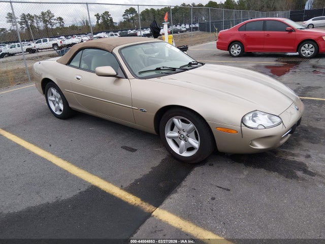 1999 JAGUAR XK8 SAJGX2049XC033565 Photo 0