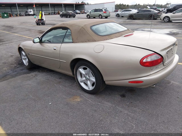 1999 JAGUAR XK8 SAJGX2049XC033565 Photo 2