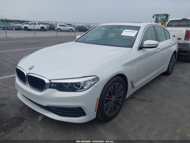 2019 BMW 530E WBAJA9C50KB393029 Photo 1