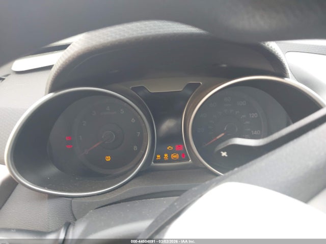 Aukcja sprzedaży 2013 Hyundai Veloster Base W/black, vin: KMHTC6AD6DU179700, numer aukcji: 44504891