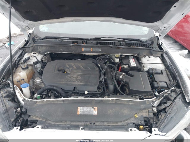 3FA6P0HDXHR390295 Ford FUSION SE