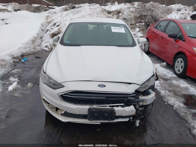 3FA6P0HDXHR390295 Ford FUSION SE
