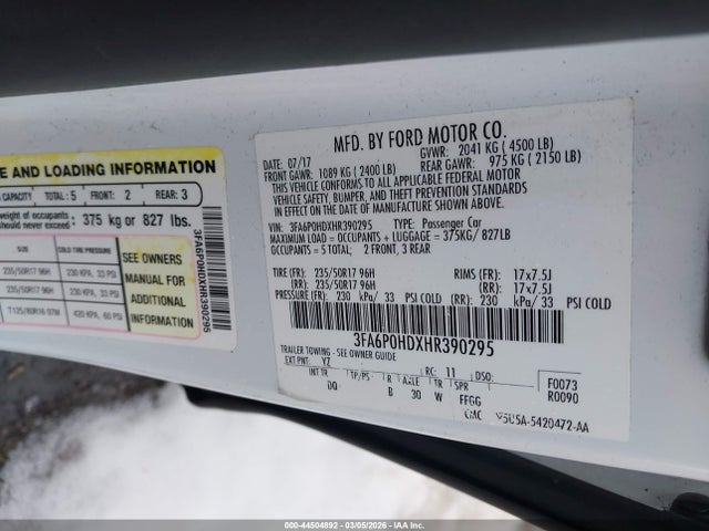 3FA6P0HDXHR390295 Ford FUSION SE