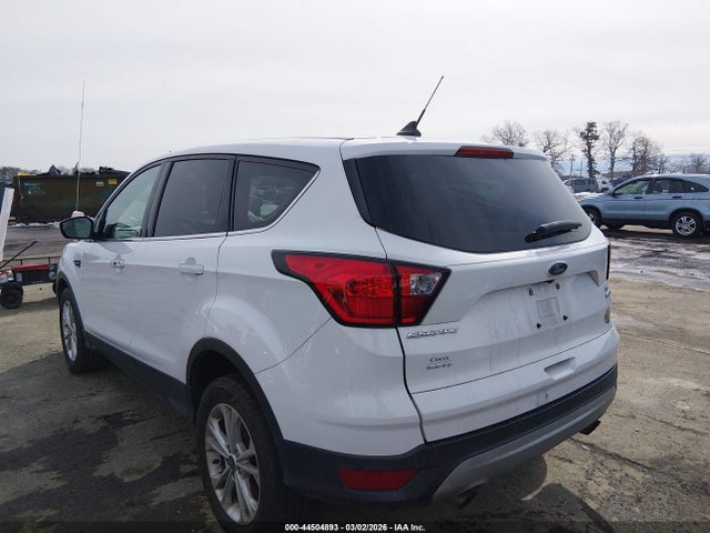 2019 FORD ESCAPE 1FMCU9GD5KUB38400 Photo 2