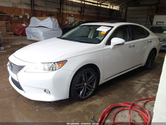 2014 Lexus Es 350 მანქანა იყიდება აუქციონზე, vin: JTHBK1GG4E2143832, აუქციონის ნომერი: 44504898