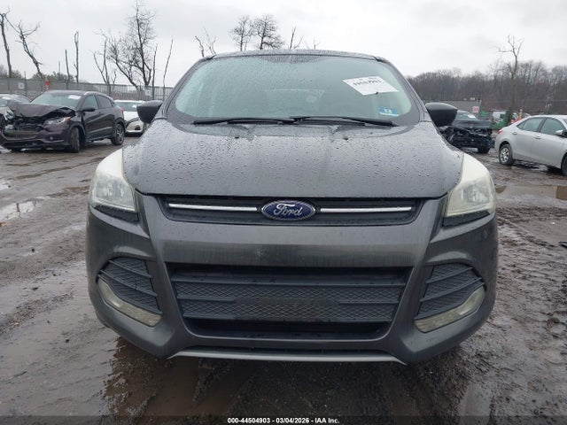44504903 :رقم المزاد ، 1FMCU9GX1GUB42171 vin ، 2016 Ford Escape Se مزاد بيع