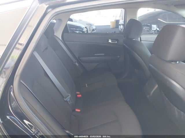 5XXGT4L31GG116738 KIA Optima Lx