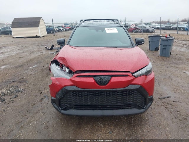 44504931 :رقم المزاد ، 7MUFBABG5RV046296 vin ، 2024 Toyota Corolla Cross Hybrid Nightshade Edition مزاد بيع