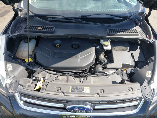 1FMCU0J96GUC82528 Ford Escape Titanium