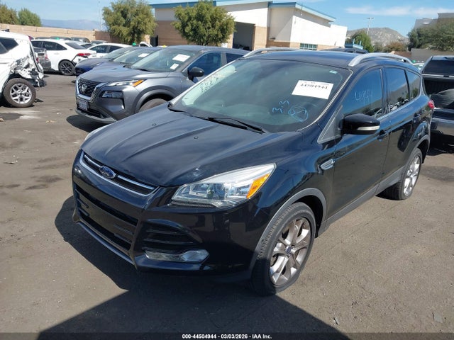1FMCU0J96GUC82528 Ford Escape Titanium