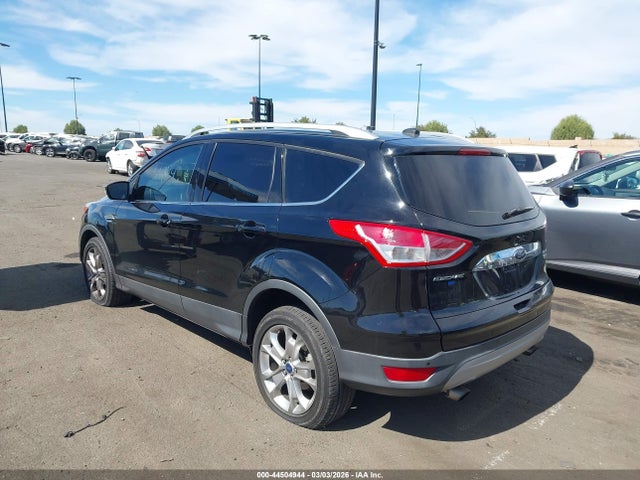 1FMCU0J96GUC82528 Ford Escape Titanium