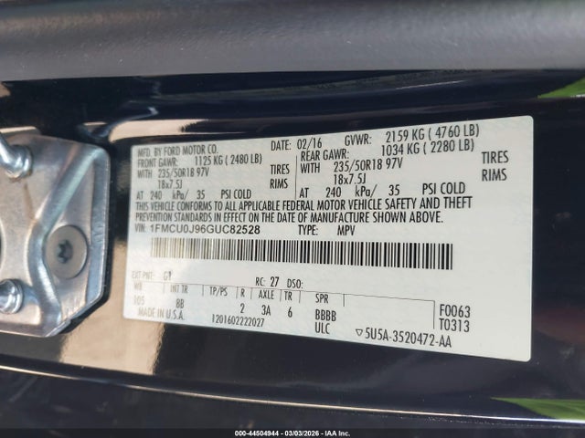 1FMCU0J96GUC82528 Ford Escape Titanium