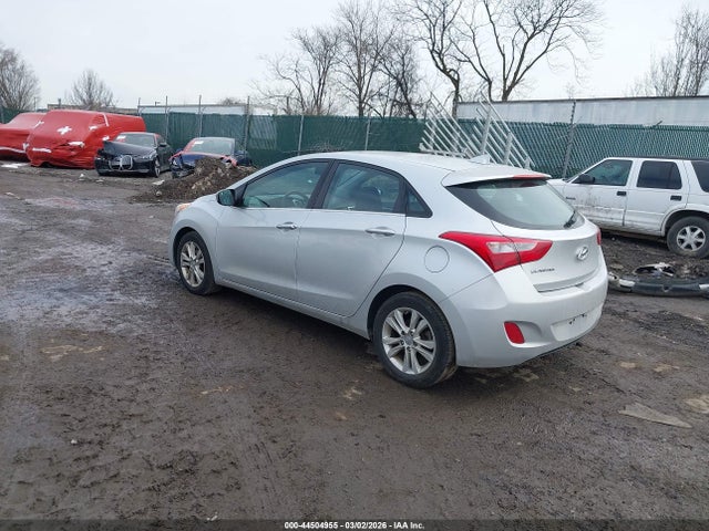 2013 HYUNDAI ELANTRA GT KMHD35LE9DU048751 Photo 2