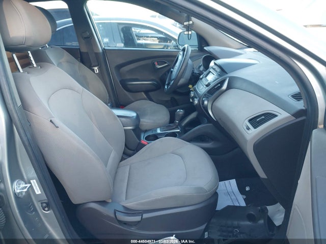 Hyundai TUCSON GLS 2015 KM8JT3AF0FU042164 Image 5