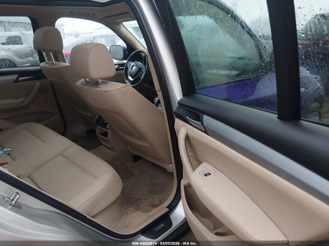 44504974 :رقم المزاد ، 5UXWX7C51BLT78169 vin ، 2011 Bmw X3 Xdrive35i مزاد بيع