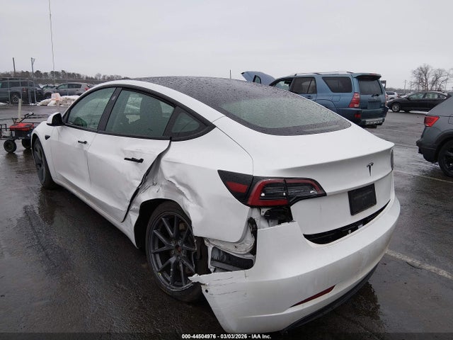 2021 TESLA MODEL 3 5YJ3E1EA5MF085298 Photo 2