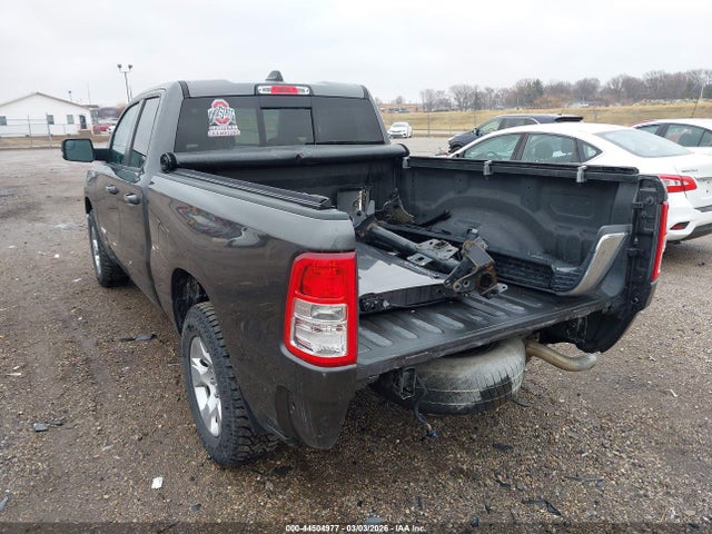 2019 RAM 1500 1C6RRFBG5KN830741 Photo 2