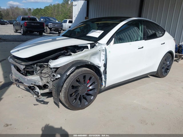 2024 Tesla Model Y Performance Dual Motor All-wheel Drive მანქანა იყიდება აუქციონზე, vin: 7SAYGDEF8RA273155, აუქციონის ნომერი: 44504991