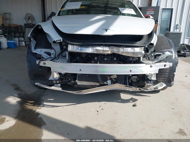 2024 Tesla Model Y Performance Dual Motor All-wheel Drive მანქანა იყიდება აუქციონზე, vin: 7SAYGDEF8RA273155, აუქციონის ნომერი: 44504991
