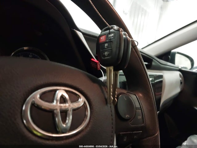 5YFBURHE8JP827446 Toyota COROLLA LE