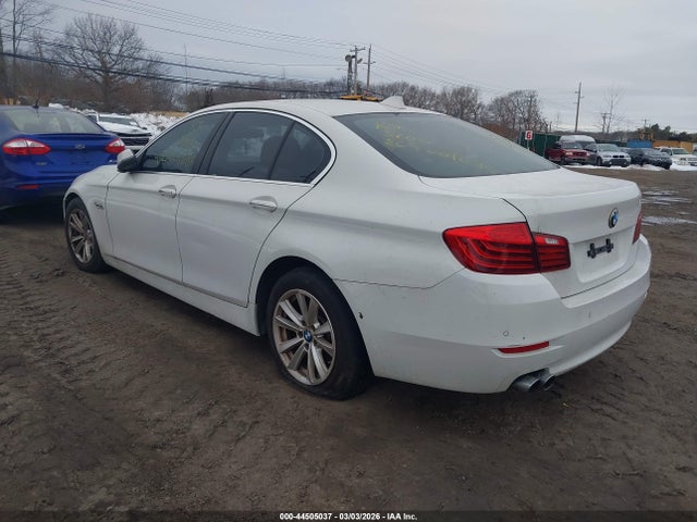 2015 Bmw 528i Xdrive მანქანა იყიდება აუქციონზე, vin: WBA5A7C55FD627455, აუქციონის ნომერი: 44505037