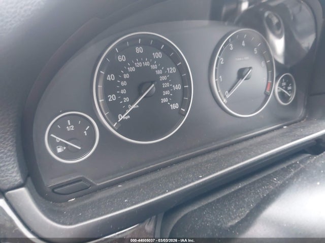 2015 Bmw 528i Xdrive მანქანა იყიდება აუქციონზე, vin: WBA5A7C55FD627455, აუქციონის ნომერი: 44505037