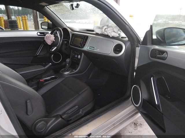 3VWJ07AT3FM638266 Volkswagen Beetle 1.8t