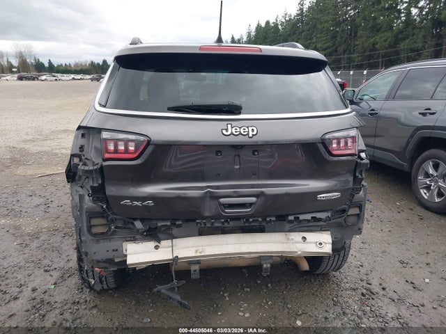 Jeep Compass Latitude 4x4 2018 3C4NJDBB3JT375992 Image 6