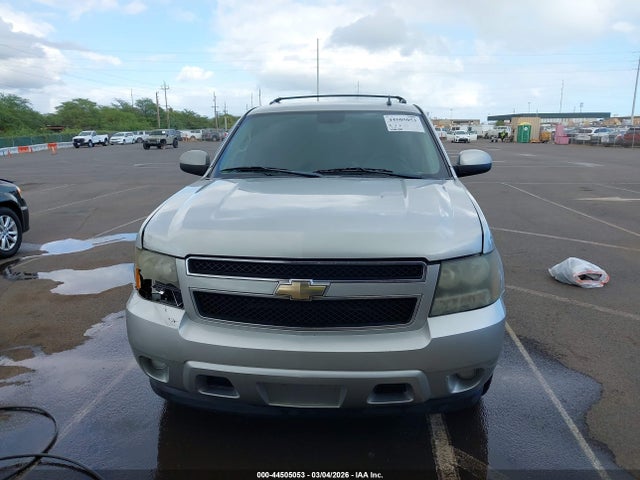 44505053 :رقم المزاد ، 1GNSCHE01BR299334 vin ، 2011 Chevrolet Suburban 1500 Ls مزاد بيع